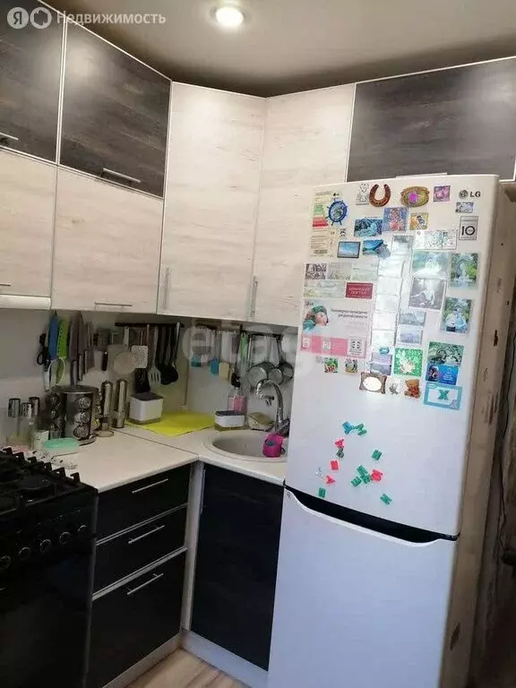 2-комнатная квартира: Бийск, улица Петра Чайковского, 118 (41.2 м) - Фото 1