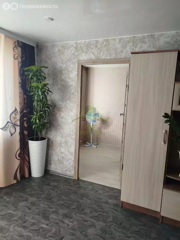 3-комнатная квартира: Улан-Удэ, улица Радикальцева, 2 (53.3 м) - Фото 0