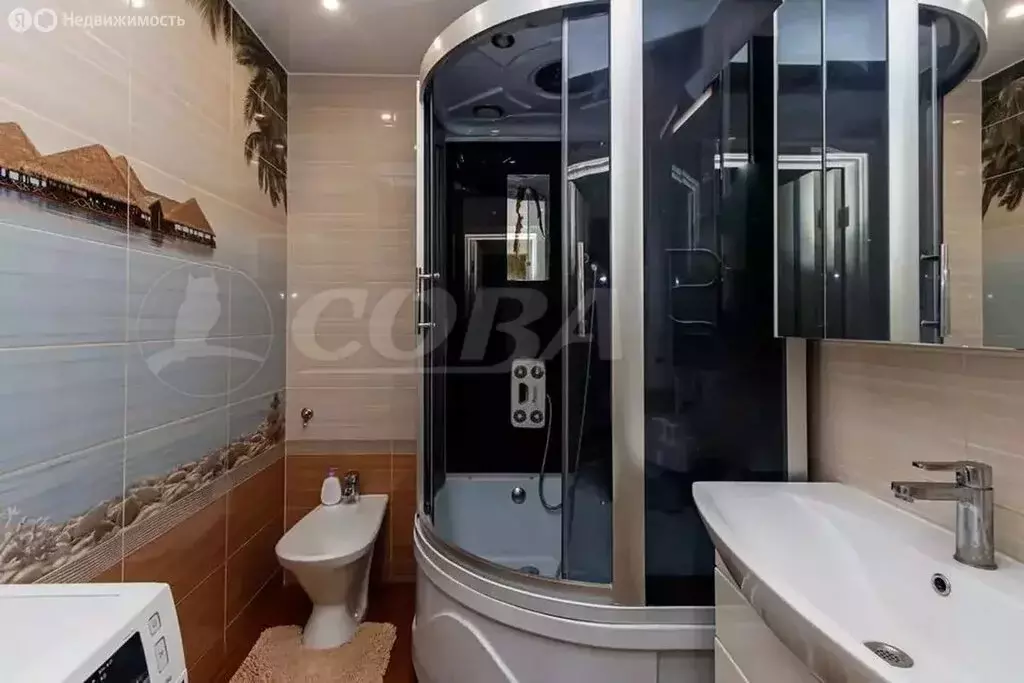 3-комнатная квартира: Тюмень, Кремлёвская улица, 85к1 (90 м) - Фото 0