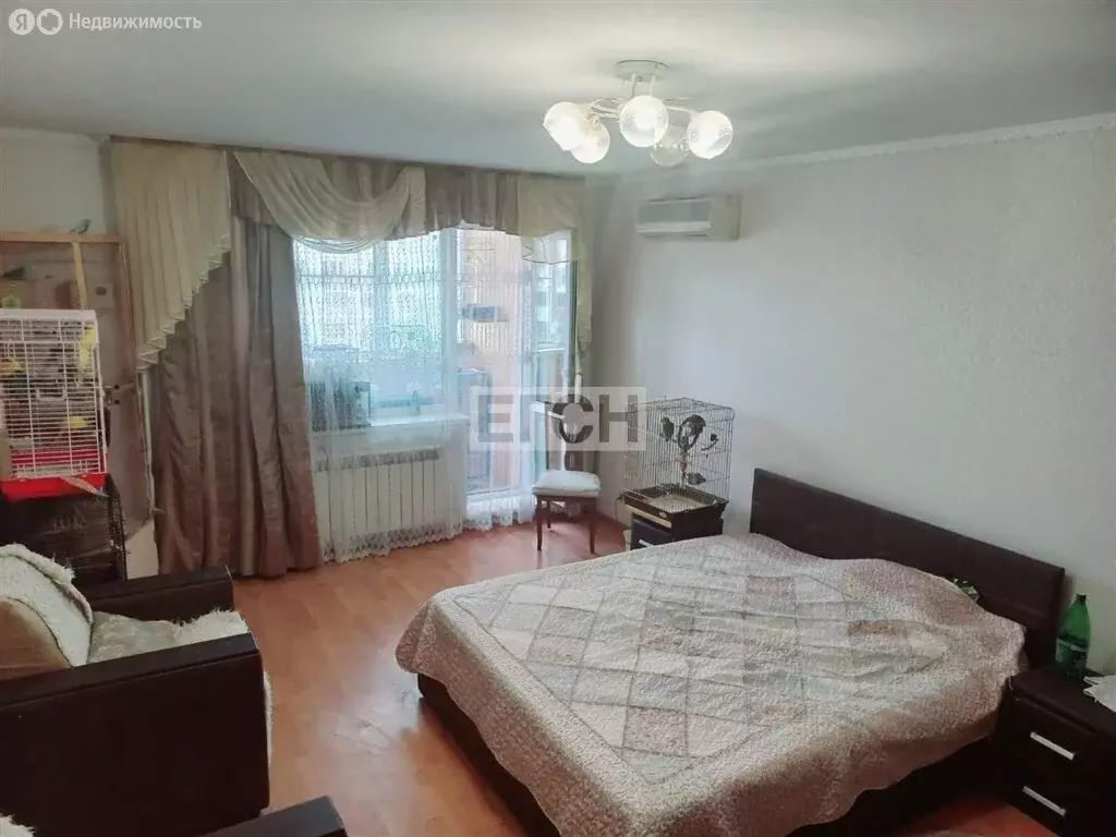 2-комнатная квартира: Дзержинский, Лесная улица, 1 (72.2 м) - Фото 0