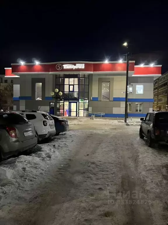 Помещение свободного назначения в Татарстан, Нижнекамск просп. ... - Фото 1