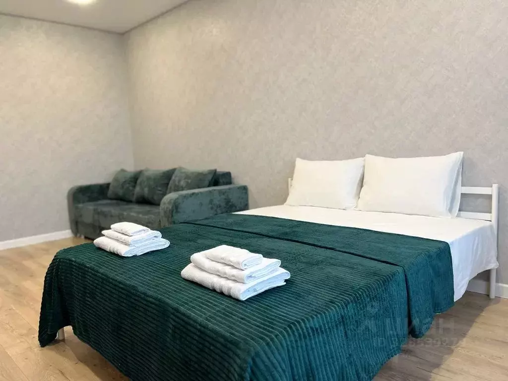 1-к кв. Оренбургская область, Оренбург ул. Фронтовиков, 10/4 (47.0 м) - Фото 1
