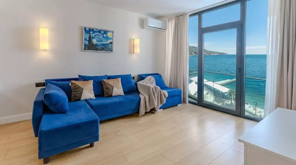 2-к кв. Крым, Ялта Приморский парк имени Гагарина кв-л, 3 (55.0 м) - Фото 1