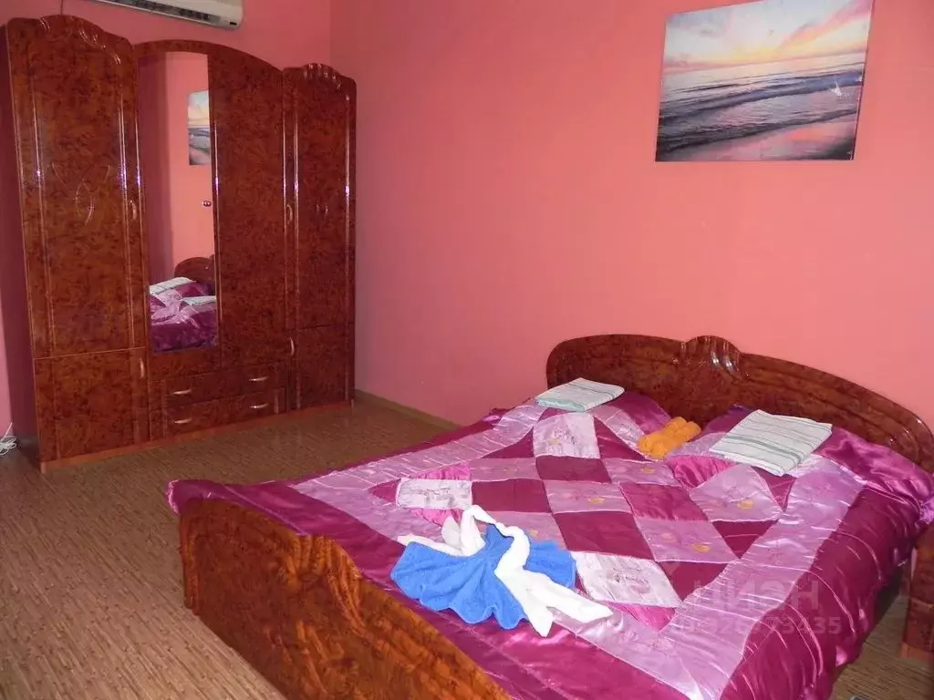 Комната Крым, Сакский район, с. Штормовое ул. 60 лет Октября, 29 - Фото 2