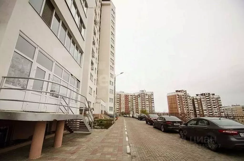 4-к кв. Белгородская область, Белгород ул. 5 Августа, 31 (140.0 м) - Фото 1