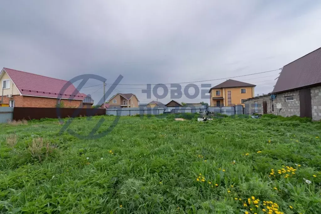 Дом в Омская область, Омский район, с. Троицкое ул. Сибирская (100 м) - Фото 1