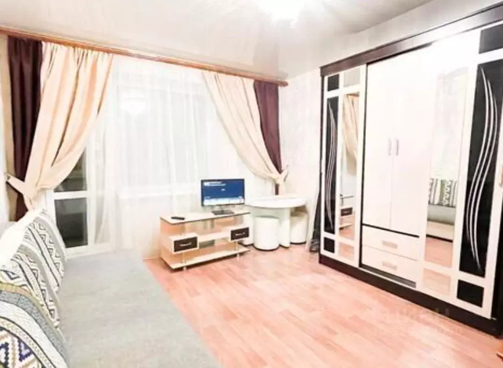 1-к кв. Хабаровский край, Хабаровск ул. Джамбула, 36 (35.0 м) - Фото 1