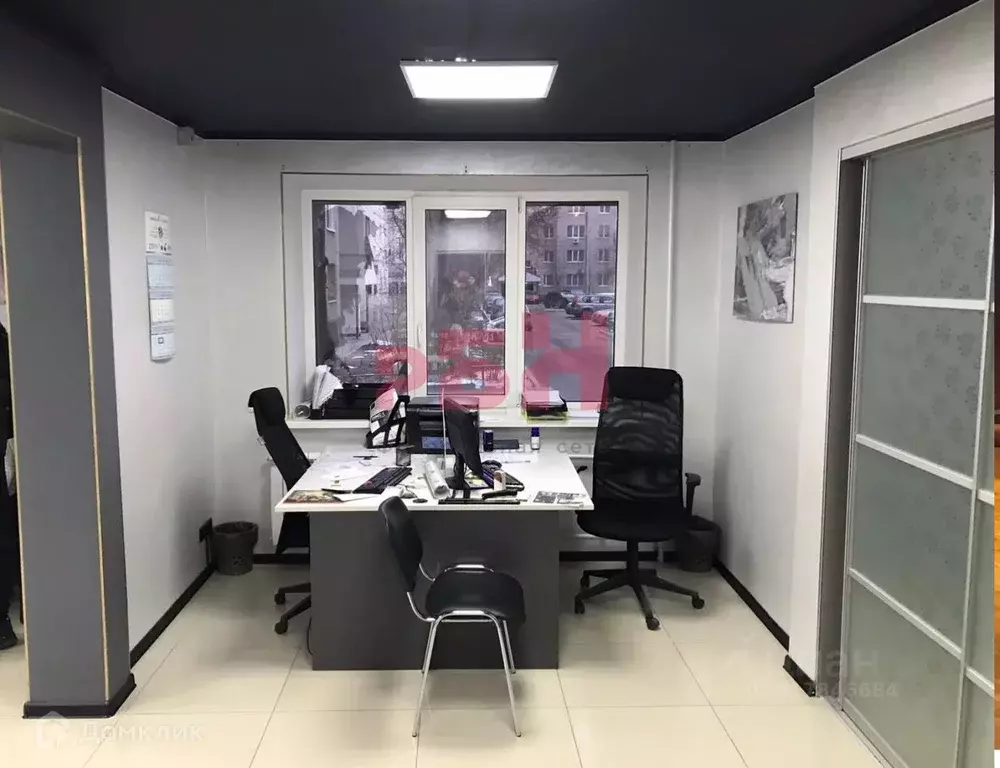 Офис в Тюменская область, Тюмень ул. Мельникайте, 129Б (65 м) - Фото 0