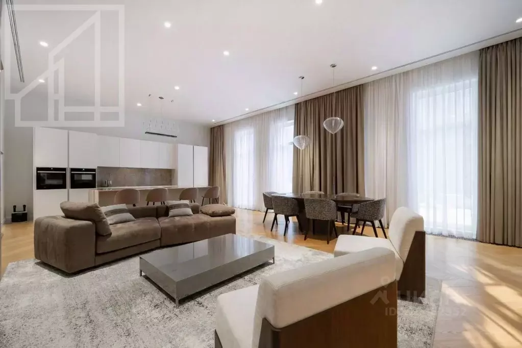 3-к кв. Москва ул. Большая Полянка, 9С1 (195.0 м) - Фото 2