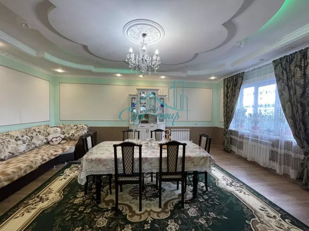 Дом в Оренбургская область, Ясный ул. Победы, 48 (290 м) - Фото 1