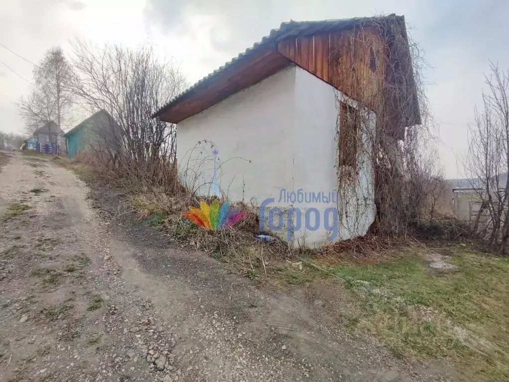 Дом в Кемеровская область, Новокузнецк Абашевское ш. (20 м) - Фото 0