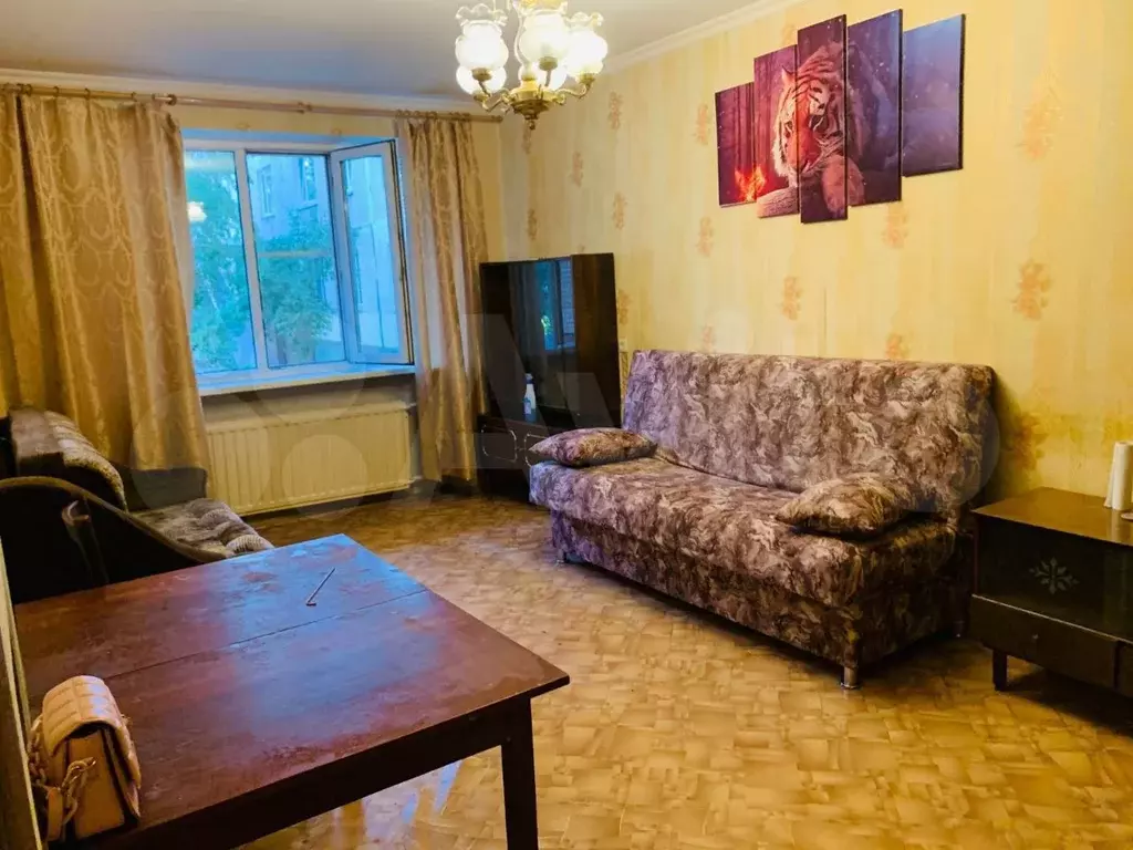 Комната 18 м в 3-к., 1/14 эт. - Фото 1