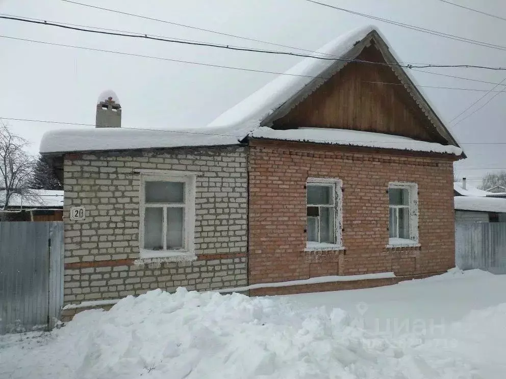 Дом в Саратовская область, Энгельс Мостостроевский проезд (65 м) - Фото 1