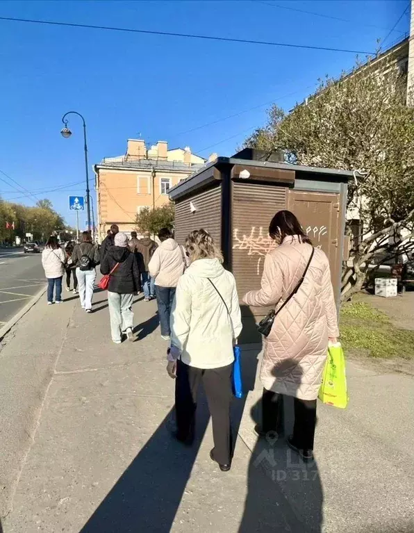 Торговая площадь в Санкт-Петербург просп. Большой Васильевского ... - Фото 0