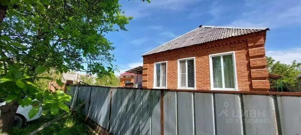 Дом в Краснодарский край, Северская ст-ца ул. Ленина (60 м) - Фото 1