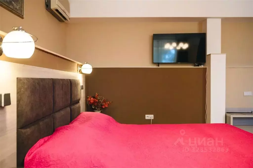 Комната Крым, Алушта ул. Комсомольская, 5 - Фото 2