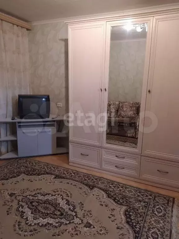 Комната 13,8 м в 6-к., 8/9 эт. - Фото 1