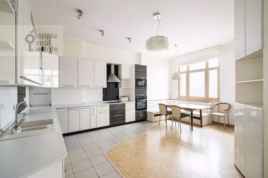 4-к кв. Москва Ломоносовский просп., 25к5 (130.0 м) - Фото 0