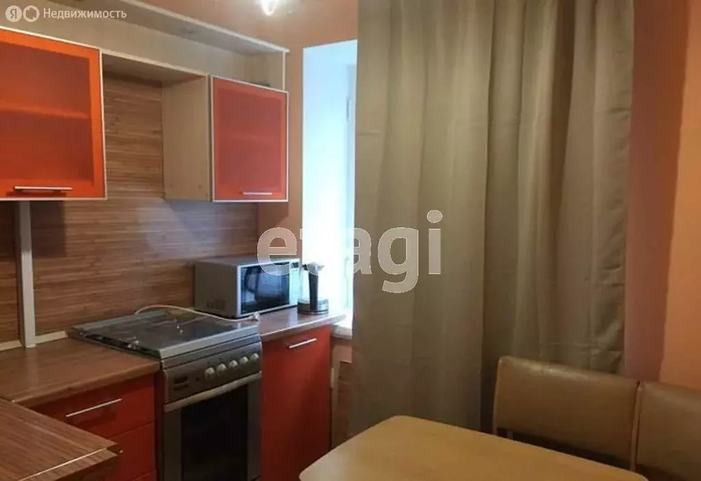 1-комнатная квартира: Тюмень, улица 50 лет Октября, 51 (30 м) - Фото 2