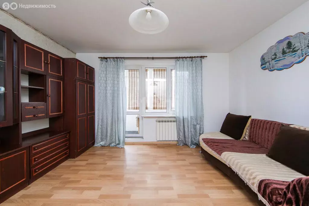 2-комнатная квартира: Калининград, Колхозная улица, 10 (50.4 м) - Фото 1