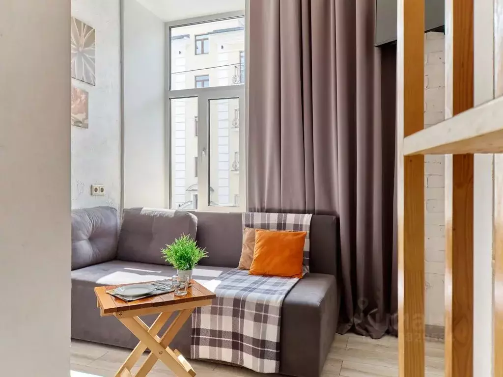 1-к кв. Татарстан, Казань ул. Гаяза Исхаки, 15 (16.0 м) - Фото 1