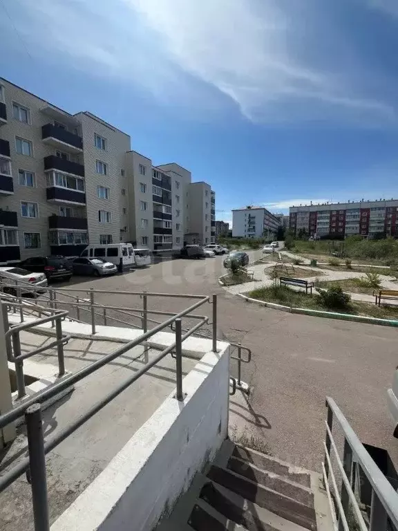 1-к кв. Бурятия, Улан-Удэ ул. Виктора Военнова, 8 (35.0 м) - Фото 1
