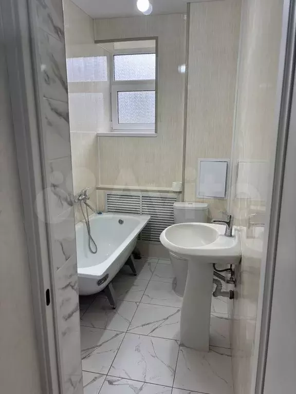 2-к. квартира, 44 м, 1/1 эт. - Фото 1