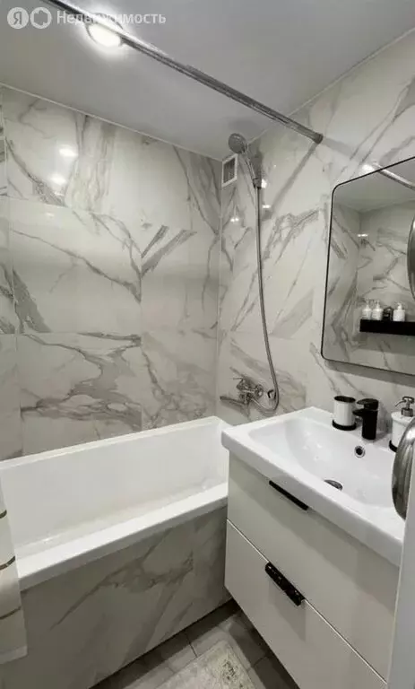 2-комнатная квартира: Бугры, Школьная улица, 9 (61.5 м) - Фото 1