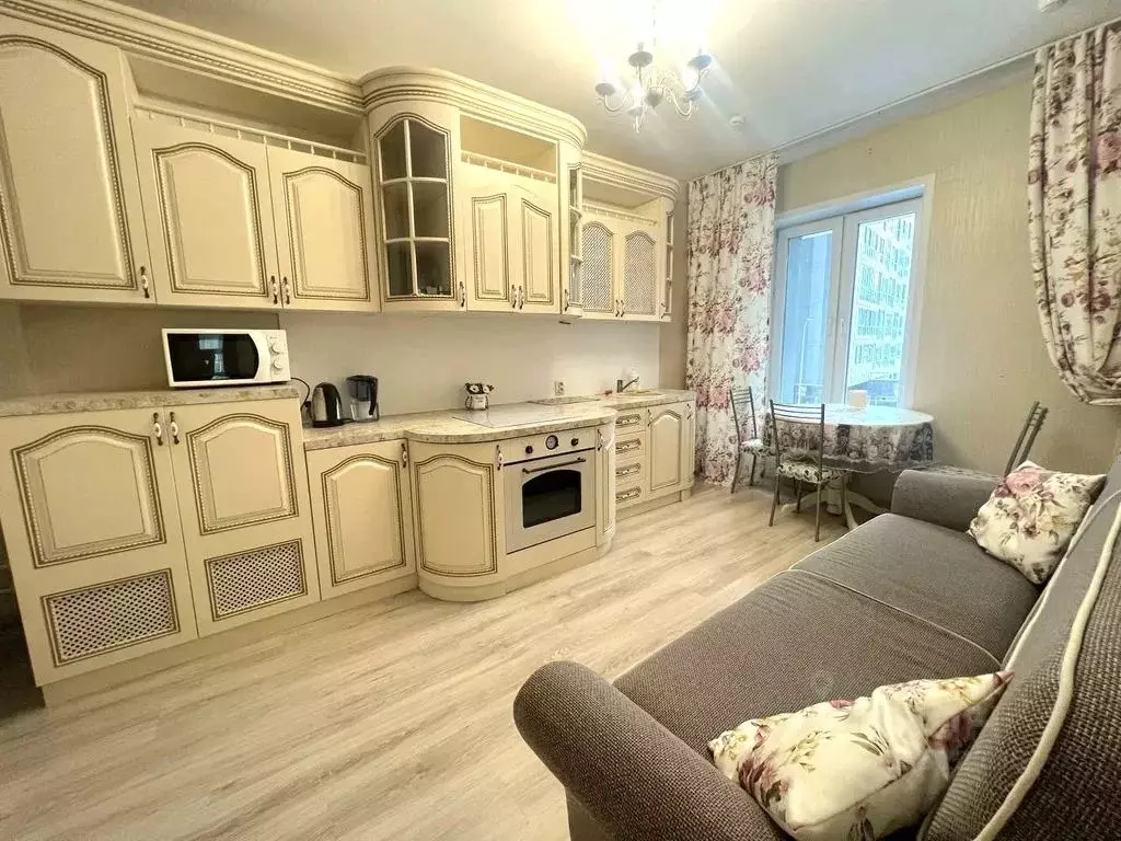 2-к кв. Пермский край, Пермь ул. Революции, 54 (66.0 м) - Фото 2