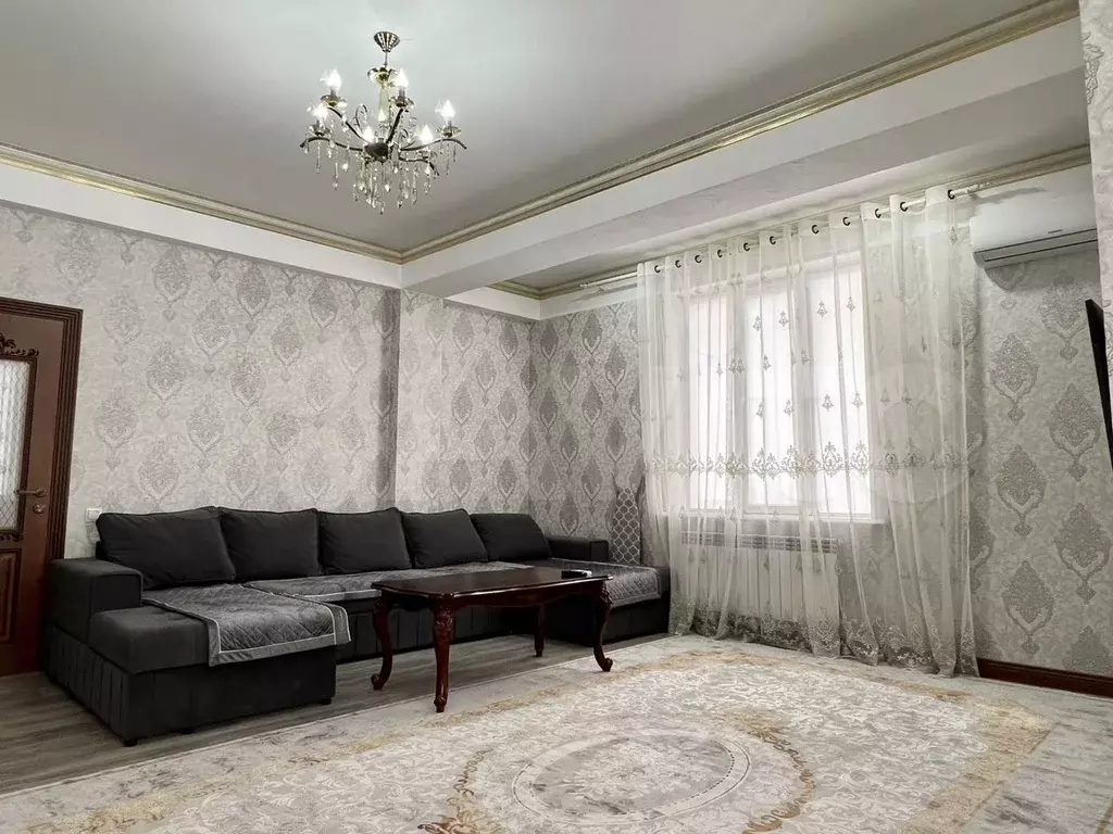 1-к. квартира, 55 м, 7/10 эт. - Фото 1