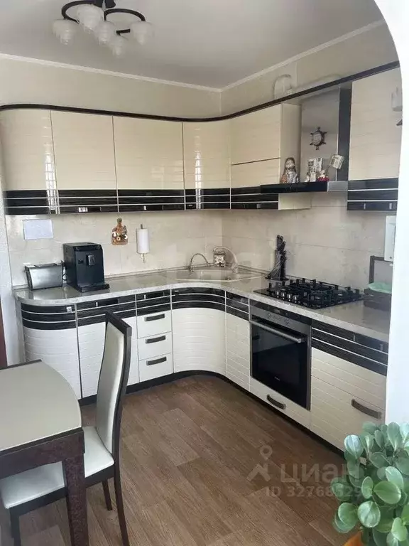 3-к кв. Брянская область, Брянск просп. Станке Димитрова, 55В (66.1 м) - Фото 1