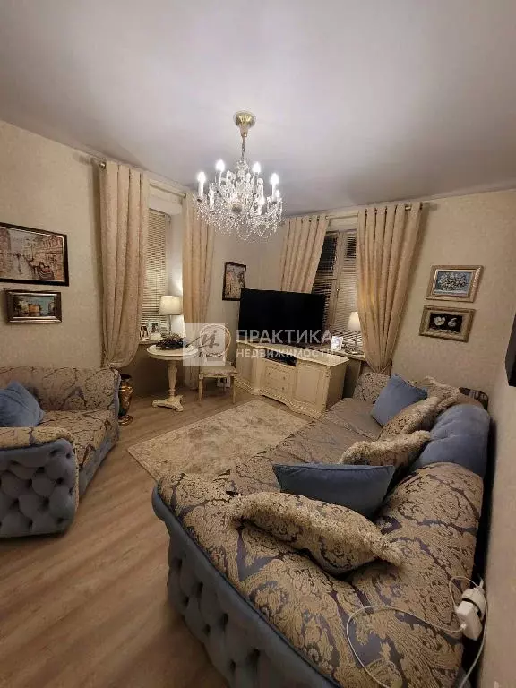 Продается 2-комнатная квартира - Фото 1