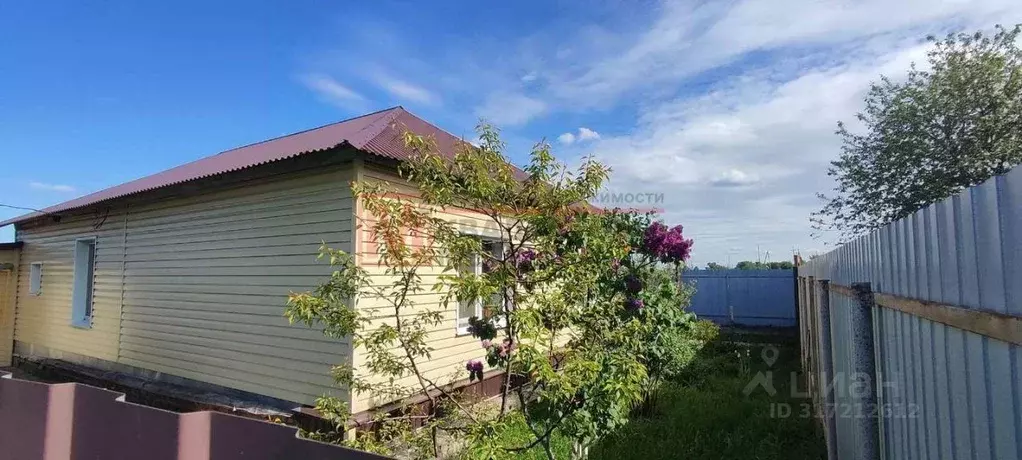 Дом в Белгородская область, Старооскольский городской округ, с. ... - Фото 1