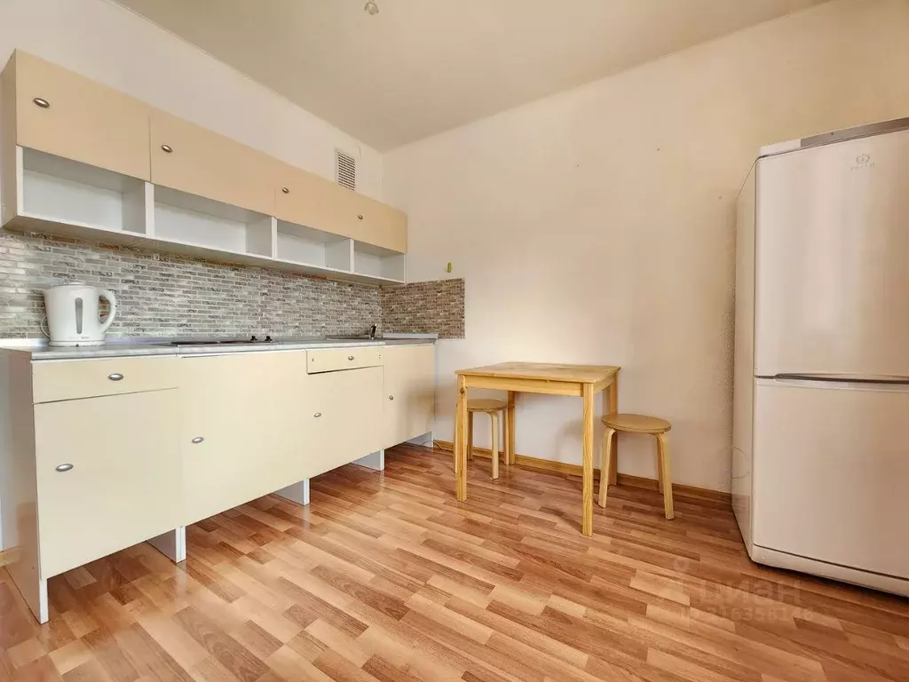 1-к кв. Свердловская область, Среднеуральск Советская ул., 28 (33.9 м) - Фото 1