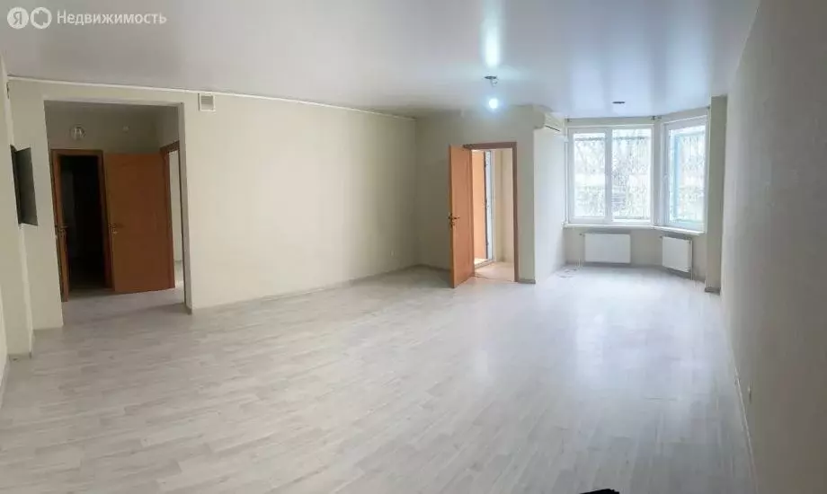 2-комнатная квартира: Феодосия, Адмиральский бульвар, 7Г (60.9 м) - Фото 1