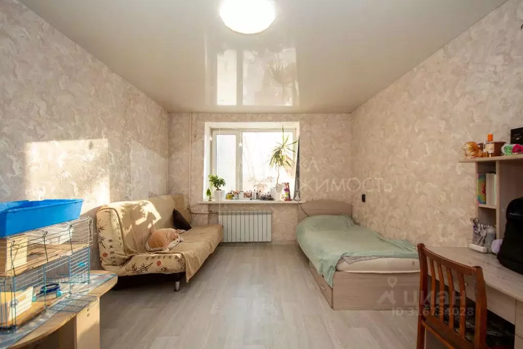 3-к кв. Тюменская область, Тюмень ул. Шишкова, 17 (86.4 м) - Фото 0