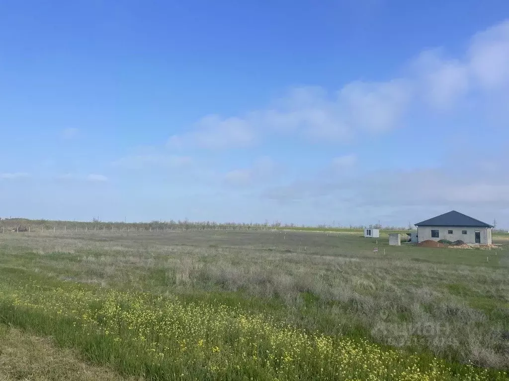 Участок в Крым, Сакский район, с. Лесновка ул. Садовая (6.0 сот.) - Фото 1