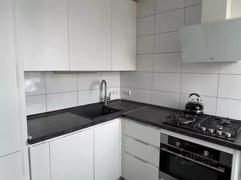 2-к кв. Москва ул. Амундсена, 12 (42.0 м) - Фото 1