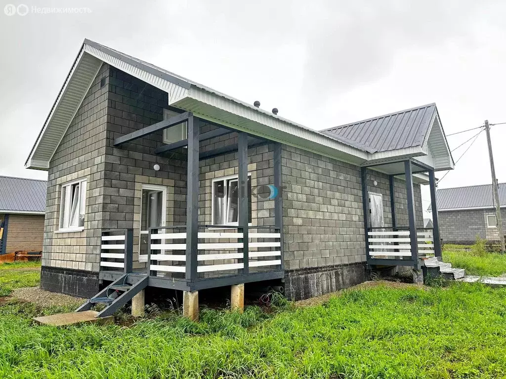 Дом в Иглино, улица Ворошилова, 9 (90 м) - Фото 1