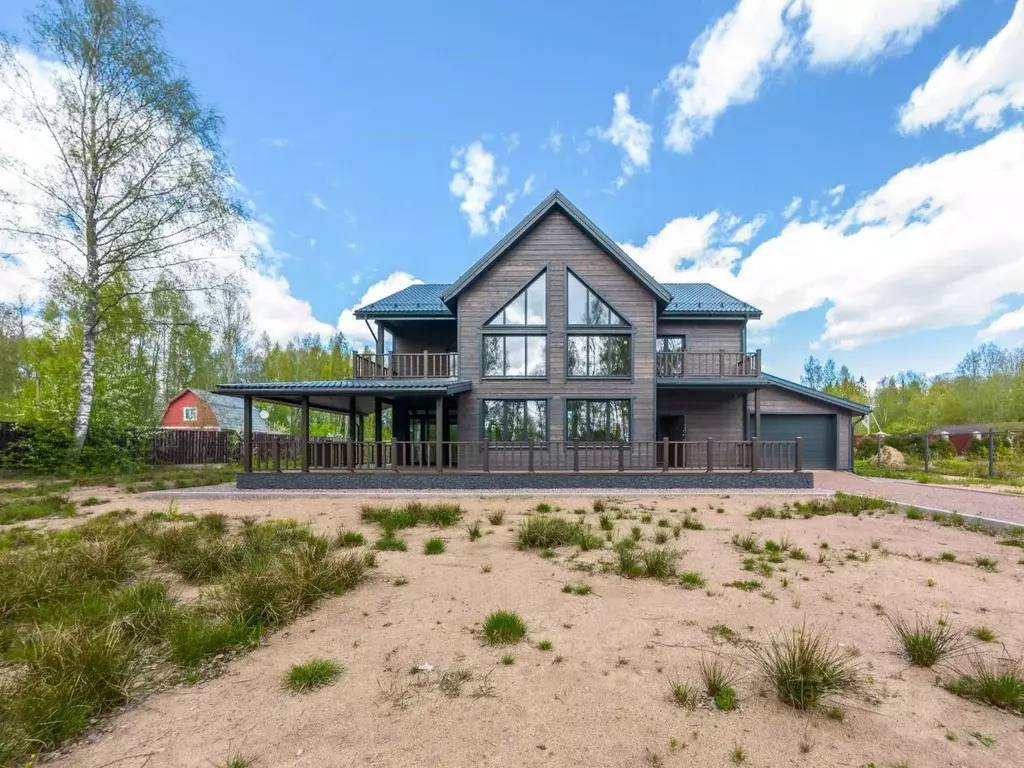 Дом в Ленинградская область, Выборгский район, Рощинское городское ... - Фото 2