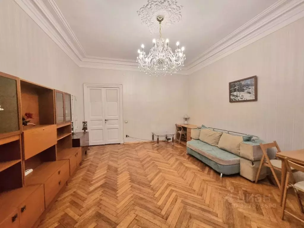 2-к кв. Санкт-Петербург 1-я Васильевского острова линия, 18/2 (63.9 м) - Фото 2