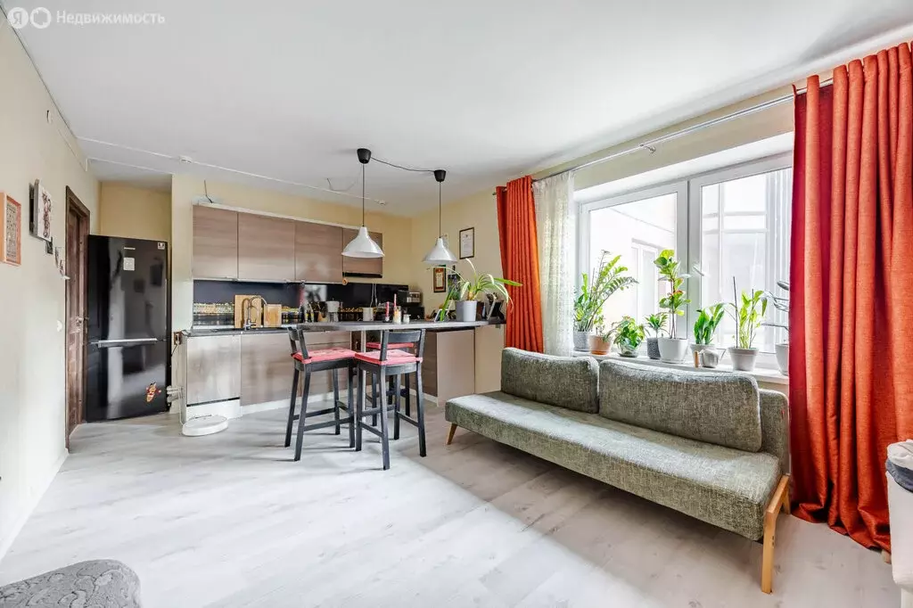 Квартира-студия: посёлок Парголово, улица Валерия Гаврилина, 13к1 ... - Фото 1