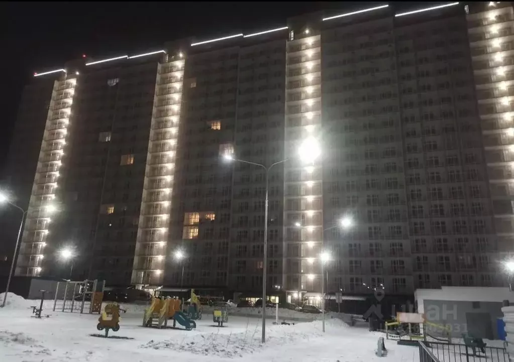 2-к кв. Красноярский край, Красноярск просп. Машиностроителей, 35 ... - Фото 2