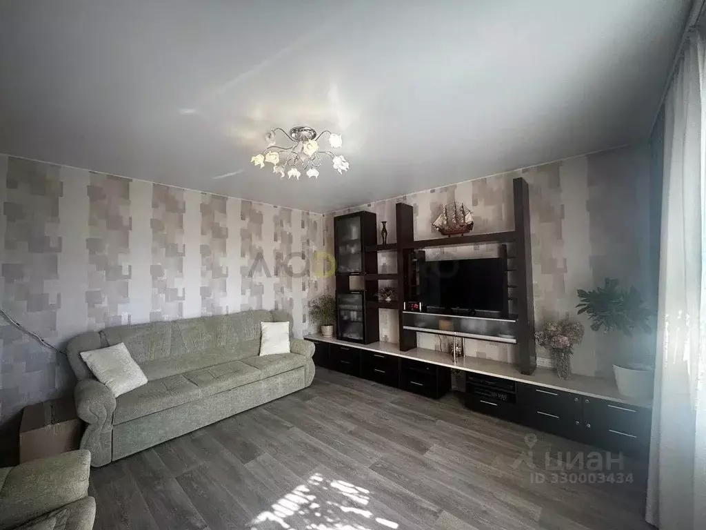 3-к кв. Алтайский край, Барнаул Балтийская ул., 38 (66.3 м) - Фото 1