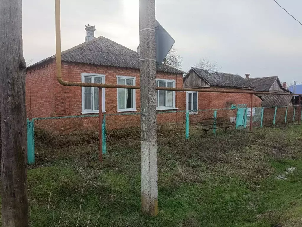 Дом в Краснодарский край, Абинский район, Варнавинское с/пос, с. ... - Фото 2