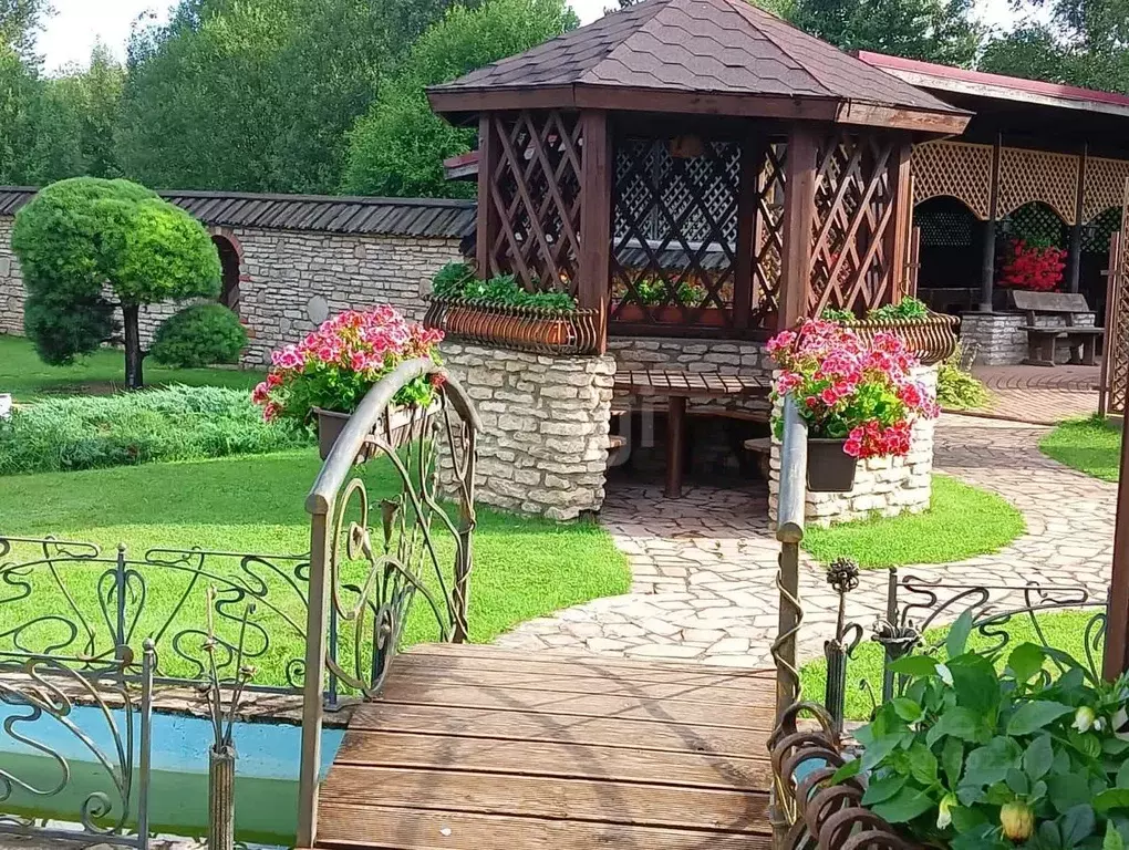 Помещение свободного назначения в Псковская область, Псковский район, ... - Фото 1