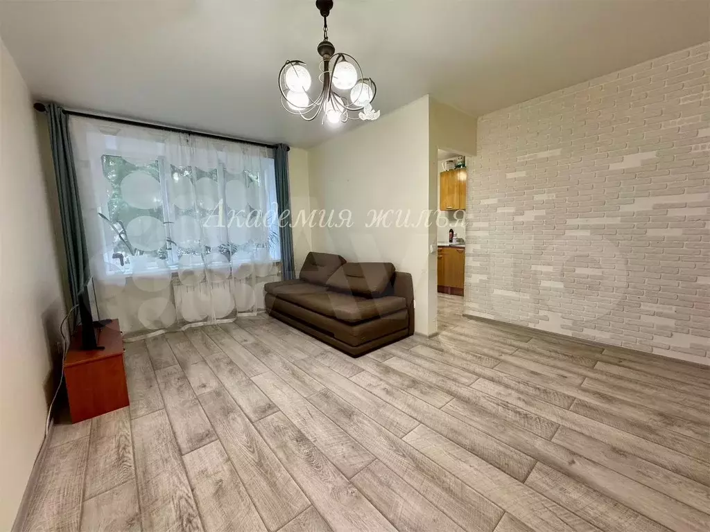 1-к. квартира, 32 м, 1/5 эт. - Фото 0