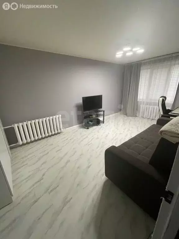 3-комнатная квартира: Курган, проспект Конституции, 50 (62.9 м) - Фото 1