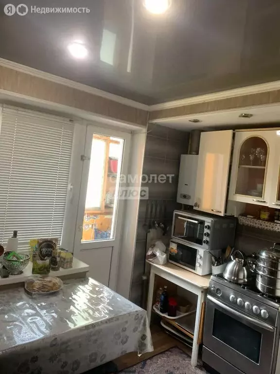 3-комнатная квартира: Нальчик, улица Мовсисяна, 17 (60 м) - Фото 1