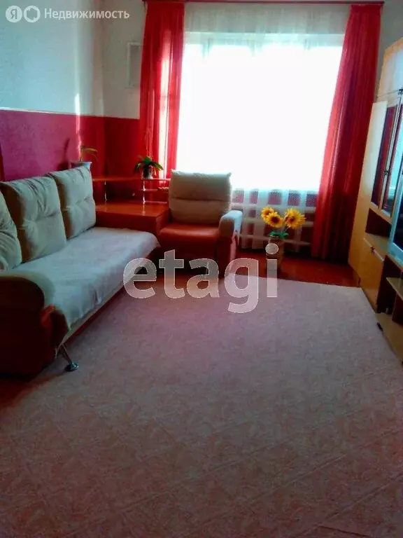 3-комнатная квартира: Ирбит, улица Кирова, 188 (61.3 м) - Фото 1